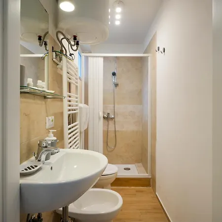 Guesthost - Color House * Bari