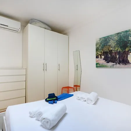 Apartment Color House Bari